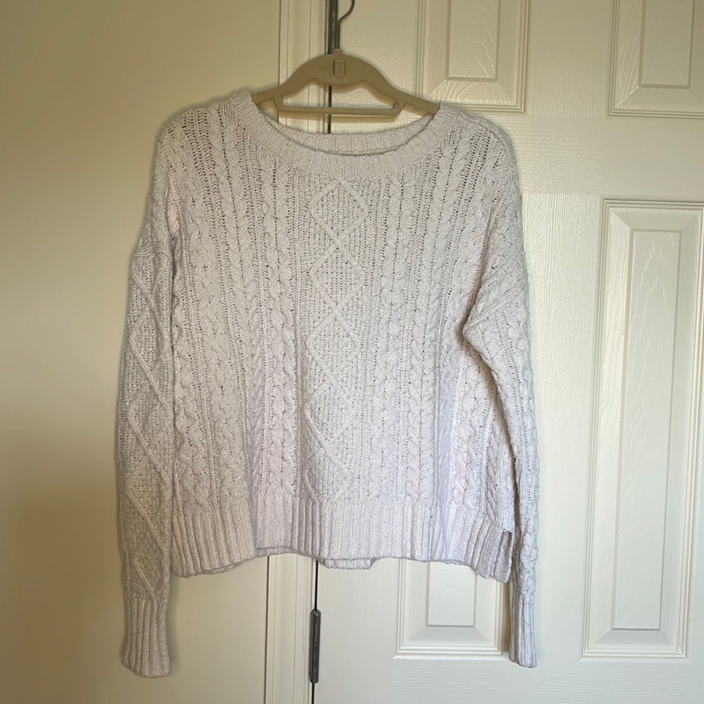 American Eagle sweater